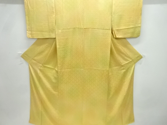 鼓青海波模様織出し暈し付け下げ色無地着物